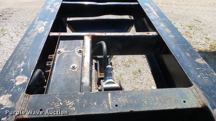 image for item DF4302 1986 Trail King 1500-3960 low boy equipment trailer