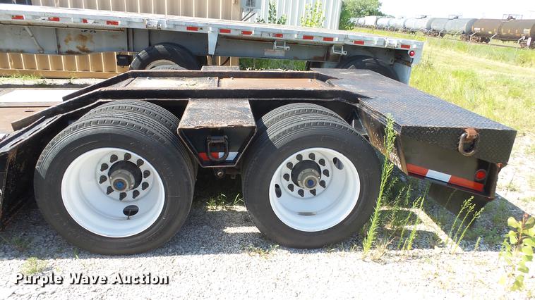 image for item DF4302 1986 Trail King 1500-3960 low boy equipment trailer