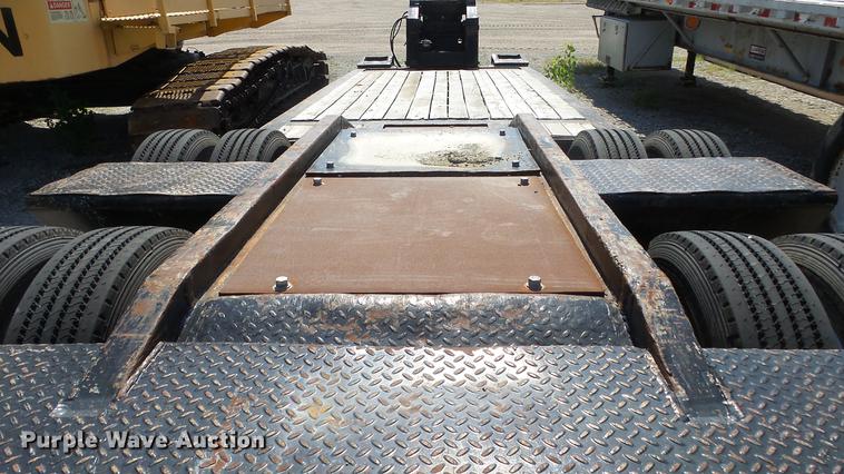image for item DF4302 1986 Trail King 1500-3960 low boy equipment trailer