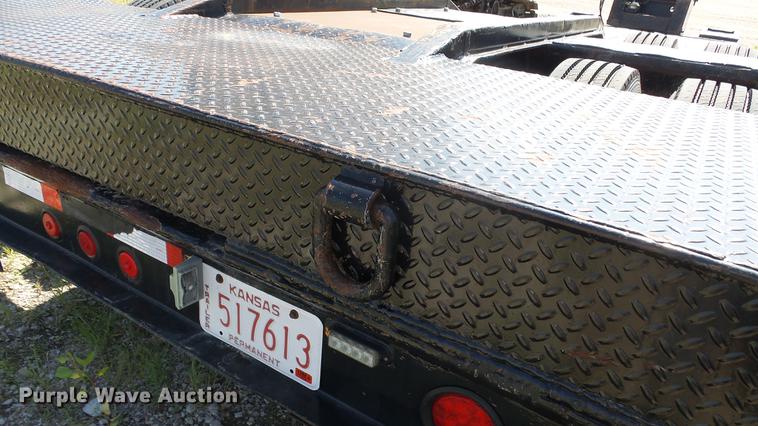 image for item DF4302 1986 Trail King 1500-3960 low boy equipment trailer