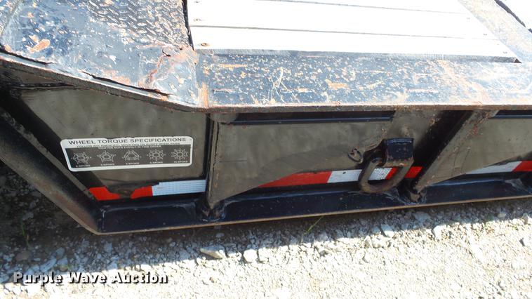 image for item DF4302 1986 Trail King 1500-3960 low boy equipment trailer