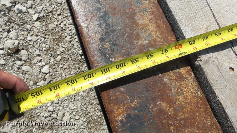 image for item DF4302 1986 Trail King 1500-3960 low boy equipment trailer