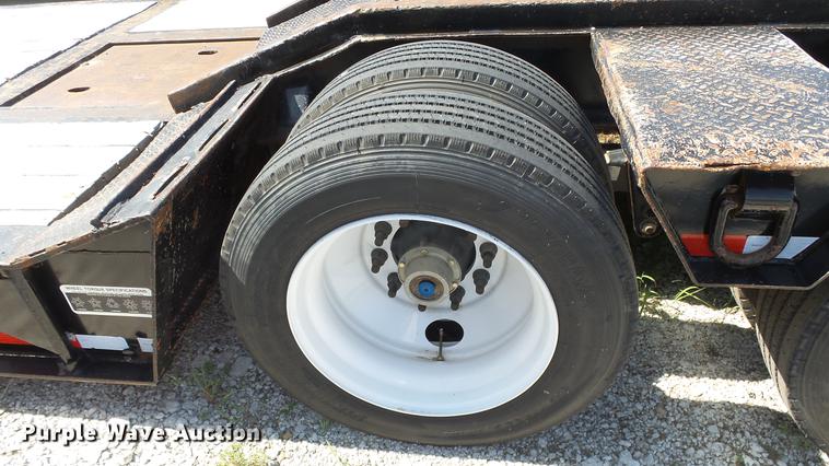 image for item DF4302 1986 Trail King 1500-3960 low boy equipment trailer