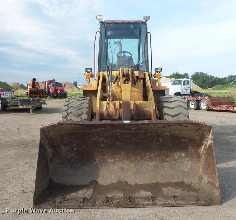 image for item DV9406 Case 621 wheel loader
