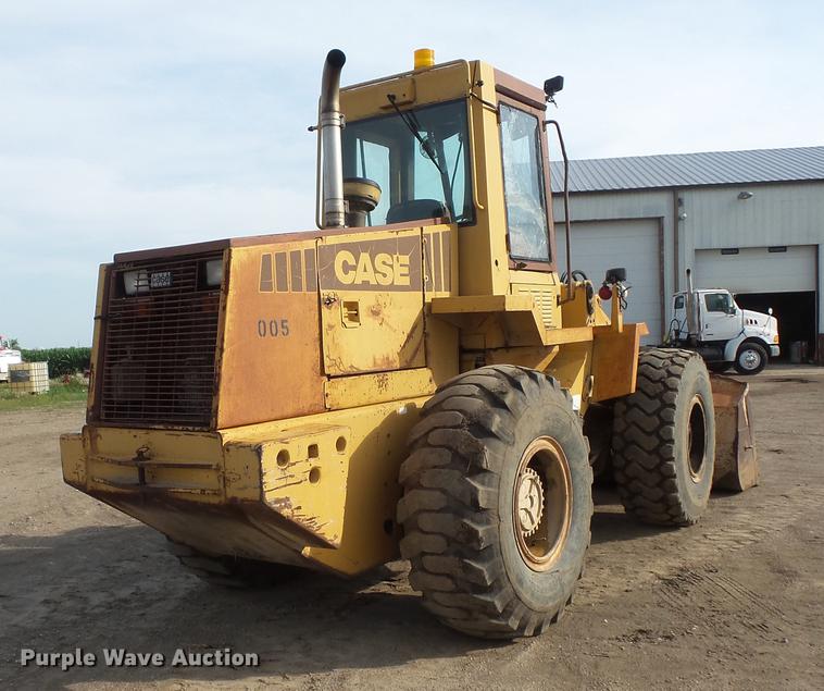 image for item DV9406 Case 621 wheel loader