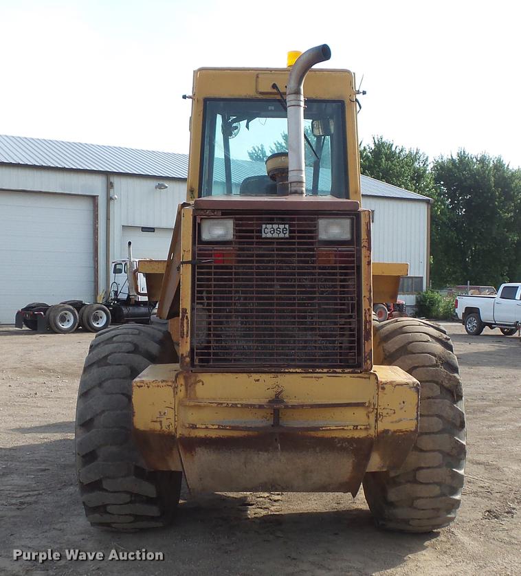 image for item DV9406 Case 621 wheel loader