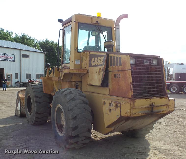 image for item DV9406 Case 621 wheel loader