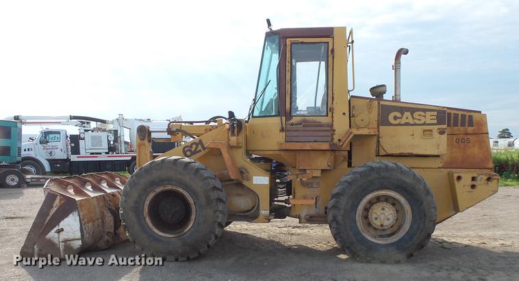 image for item DV9406 Case 621 wheel loader