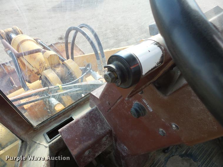 image for item DV9406 Case 621 wheel loader