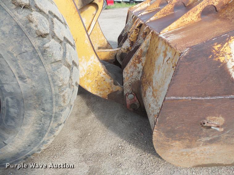 image for item DV9406 Case 621 wheel loader