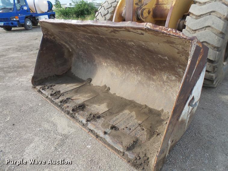 image for item DV9406 Case 621 wheel loader