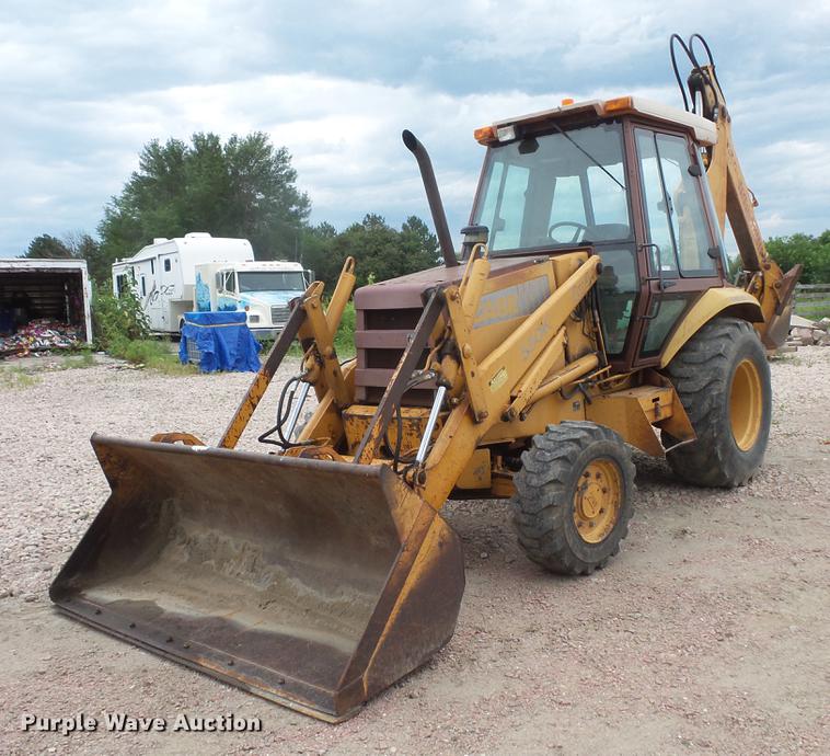 image for item DV9416 1988 Case 580K backhoe