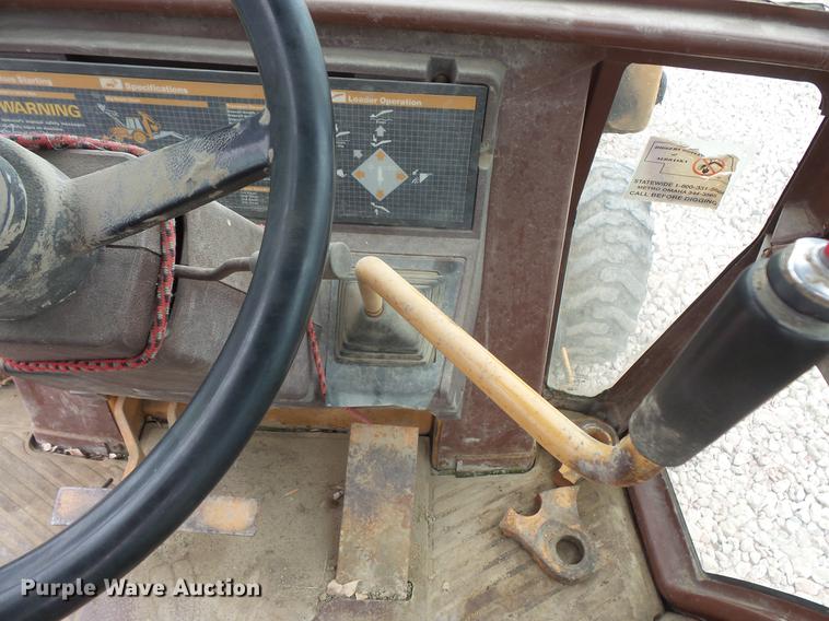 image for item DV9416 1988 Case 580K backhoe