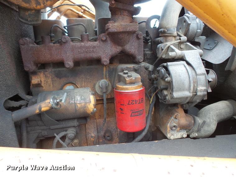 image for item DV9416 1988 Case 580K backhoe