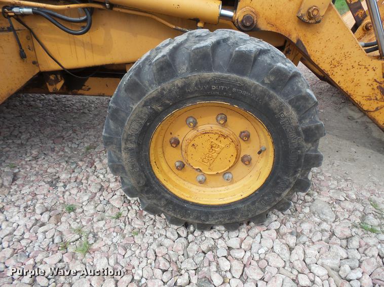 image for item DV9416 1988 Case 580K backhoe