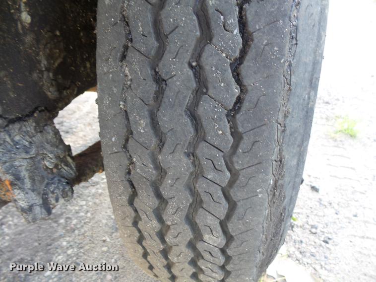 image for item DV9487 Crack seal trailers