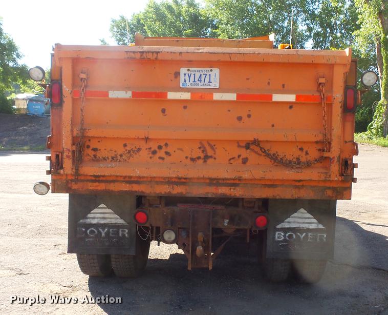image for item DV9489 1996 Ford L8000 dump truck
