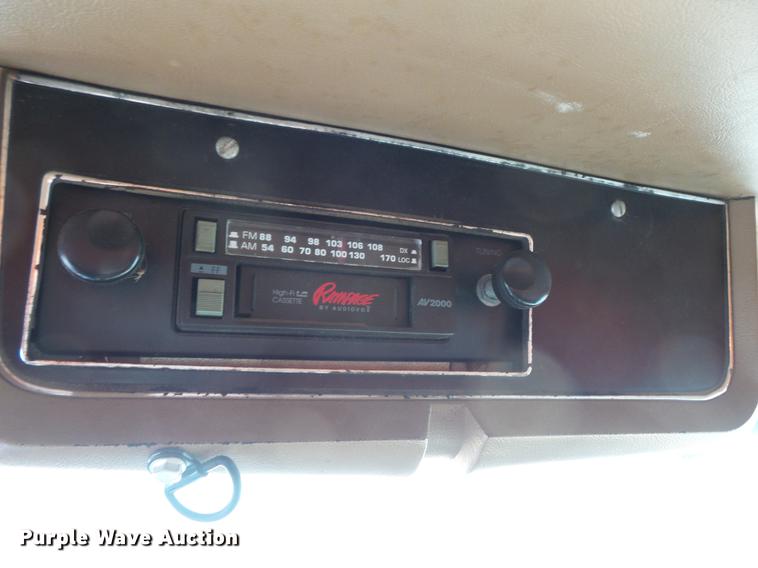 image for item DV9489 1996 Ford L8000 dump truck