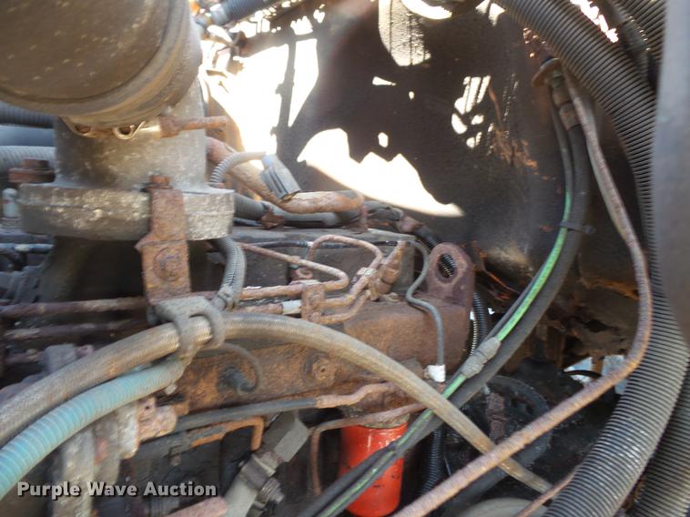 image for item DV9489 1996 Ford L8000 dump truck