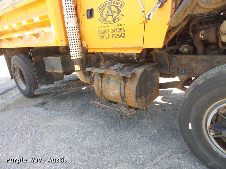 image for item DV9489 1996 Ford L8000 dump truck