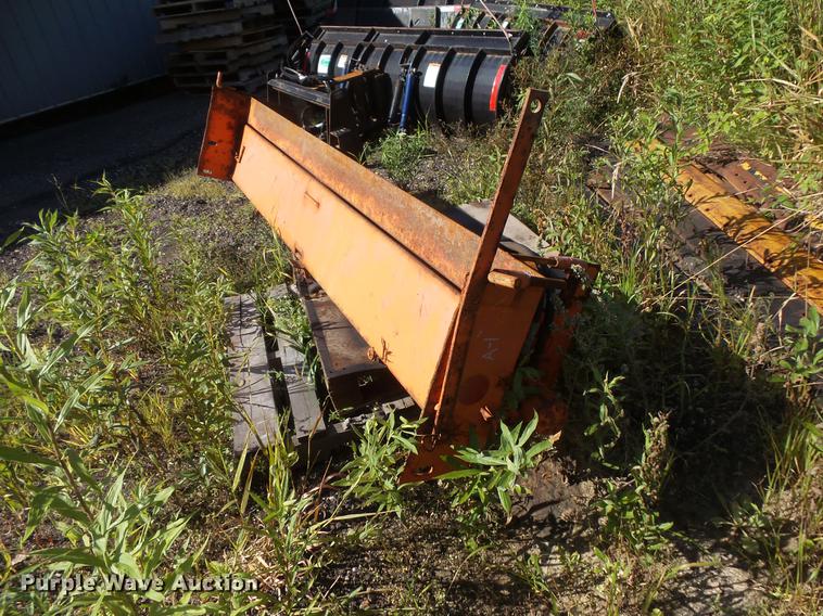 image for item DV9489 1996 Ford L8000 dump truck