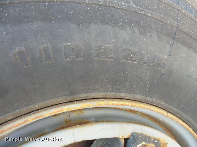 image for item DV9489 1996 Ford L8000 dump truck