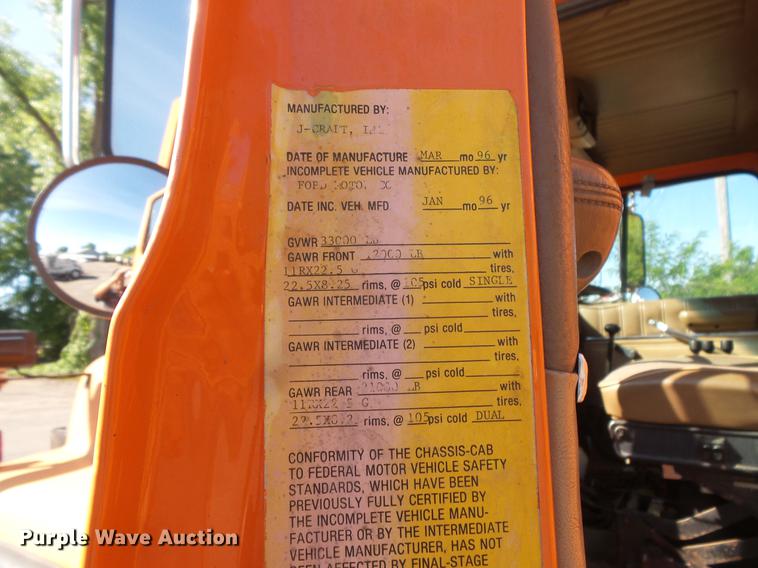 image for item DV9489 1996 Ford L8000 dump truck