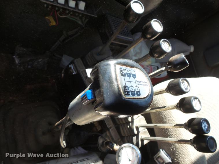 image for item DV9490 1997 Ford LTS9000 dump truck