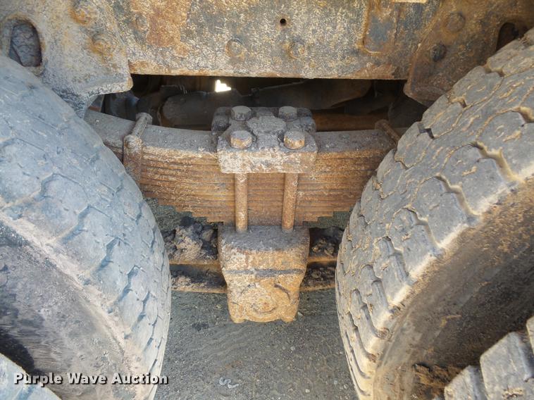 image for item DV9490 1997 Ford LTS9000 dump truck