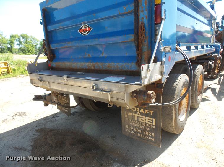 image for item DV9490 1997 Ford LTS9000 dump truck