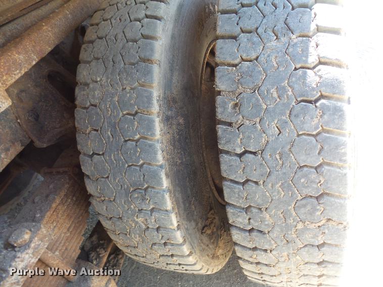 image for item DV9490 1997 Ford LTS9000 dump truck