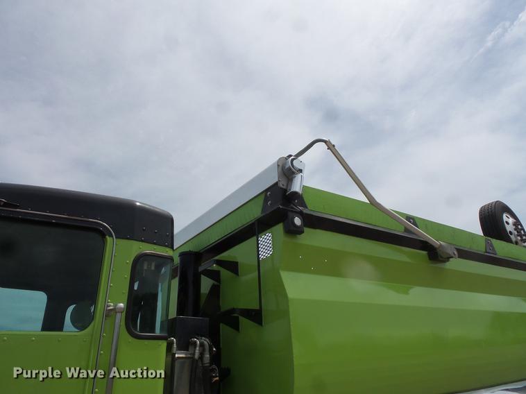 image for item DV9492 1997 Kenworth W900 dump truck