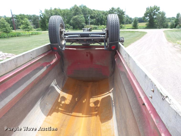 image for item DV9492 1997 Kenworth W900 dump truck