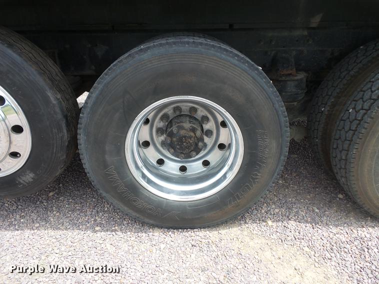 image for item DV9492 1997 Kenworth W900 dump truck