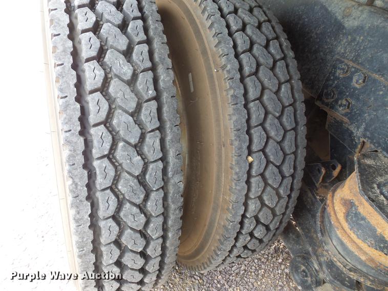 image for item DV9492 1997 Kenworth W900 dump truck