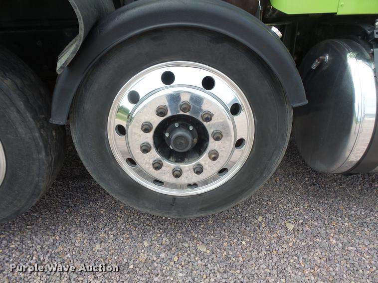 image for item DV9492 1997 Kenworth W900 dump truck