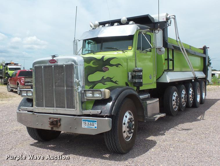 image for item DV9493 1997 Peterbilt 357 dump truck