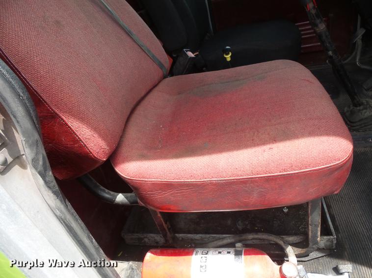 image for item DV9493 1997 Peterbilt 357 dump truck