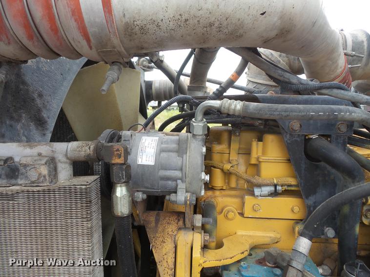 image for item DV9493 1997 Peterbilt 357 dump truck