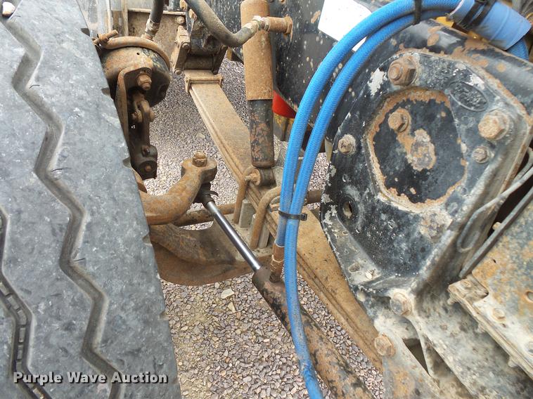 image for item DV9493 1997 Peterbilt 357 dump truck