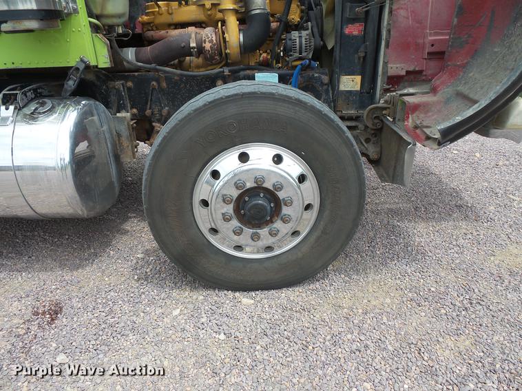 image for item DV9493 1997 Peterbilt 357 dump truck