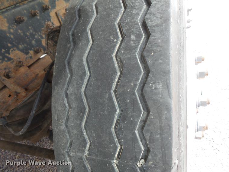 image for item DV9493 1997 Peterbilt 357 dump truck