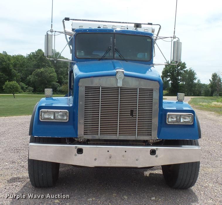 image for item DV9494 1997 Kenworth W900 dump truck