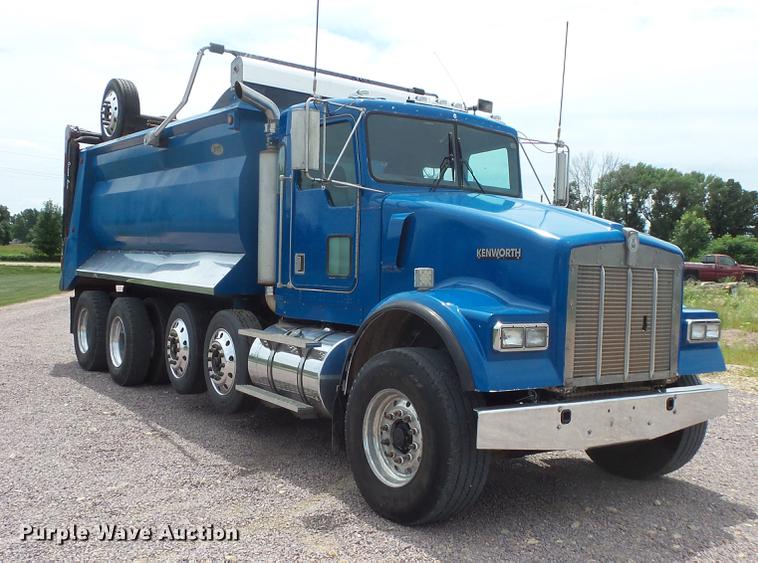 image for item DV9494 1997 Kenworth W900 dump truck