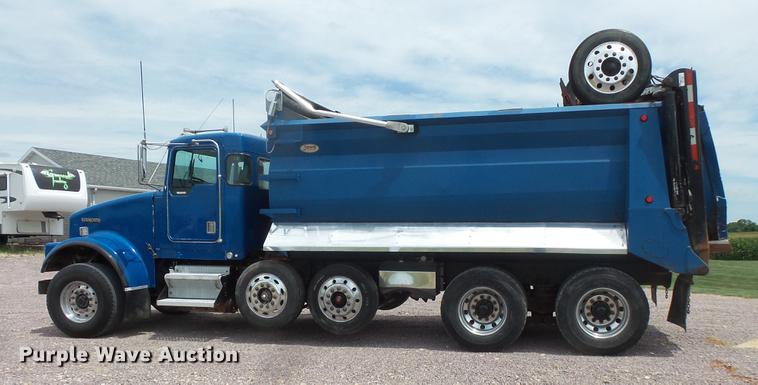 image for item DV9494 1997 Kenworth W900 dump truck