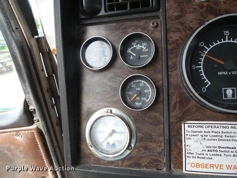 image for item DV9494 1997 Kenworth W900 dump truck