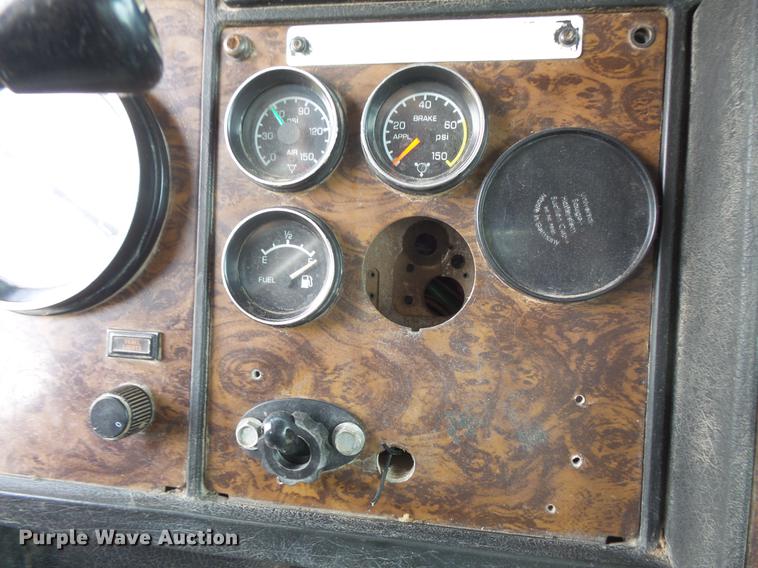 image for item DV9494 1997 Kenworth W900 dump truck