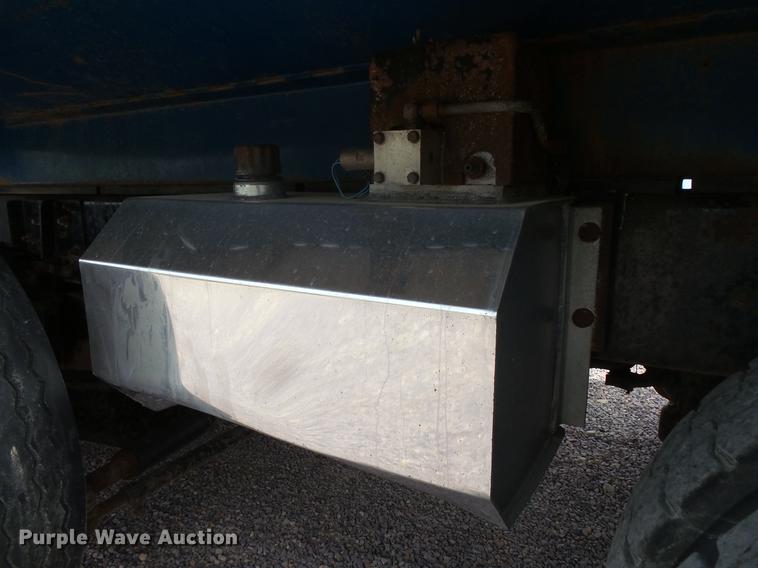 image for item DV9494 1997 Kenworth W900 dump truck