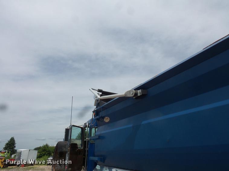 image for item DV9494 1997 Kenworth W900 dump truck