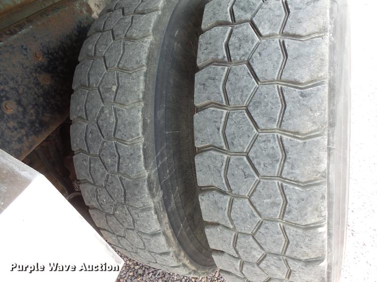 image for item DV9494 1997 Kenworth W900 dump truck